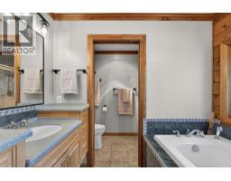 7319 Trapper Court, Kelowna, BC V1P1H7 Photo 28