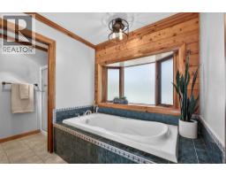 7319 Trapper Court, Kelowna, BC V1P1H7 Photo 29