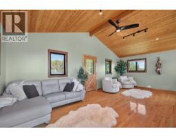 7319 Trapper Court, Kelowna, BC V1P1H7 Photo 32