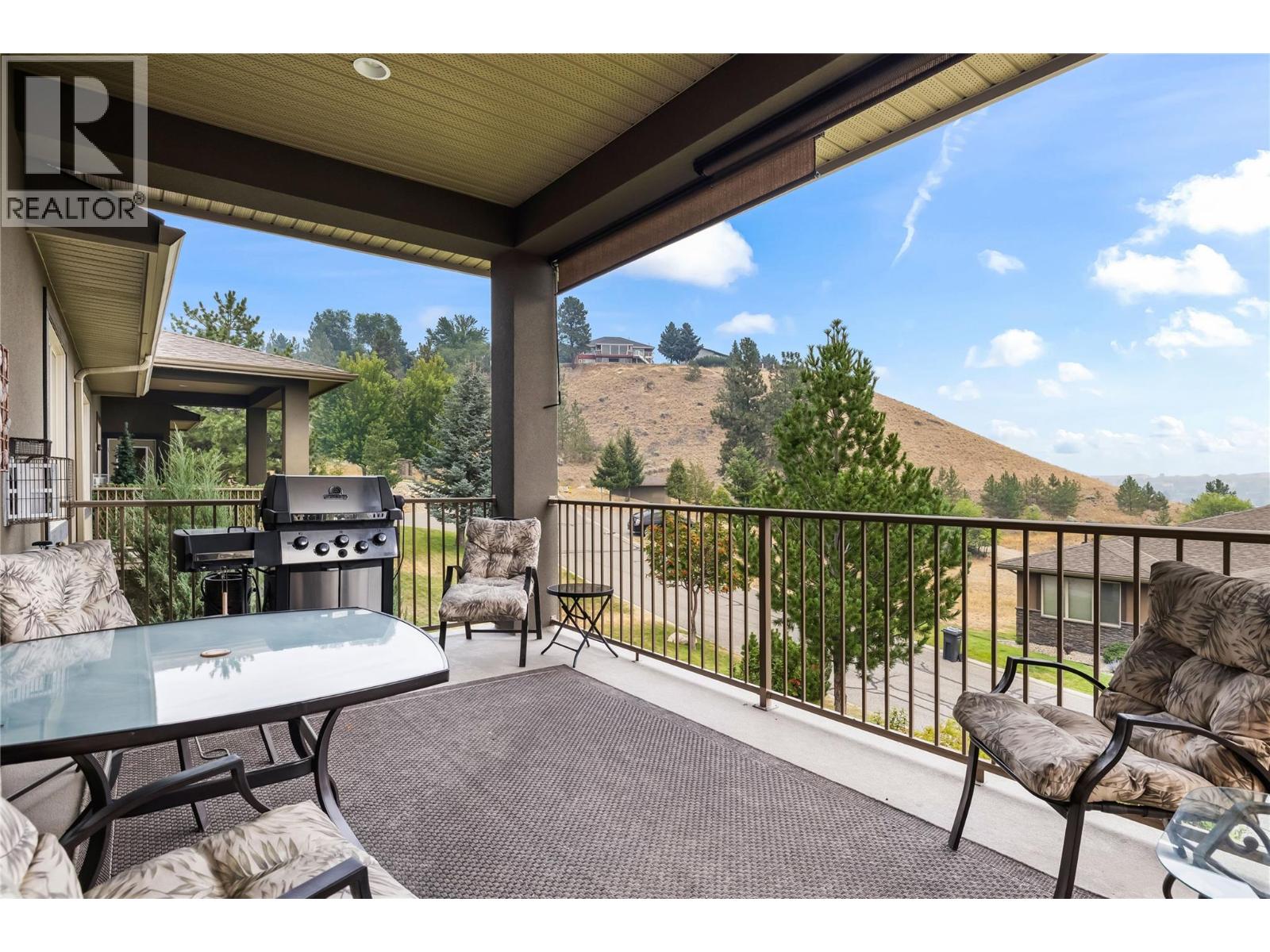 #2 2421 Glacier Court - 14