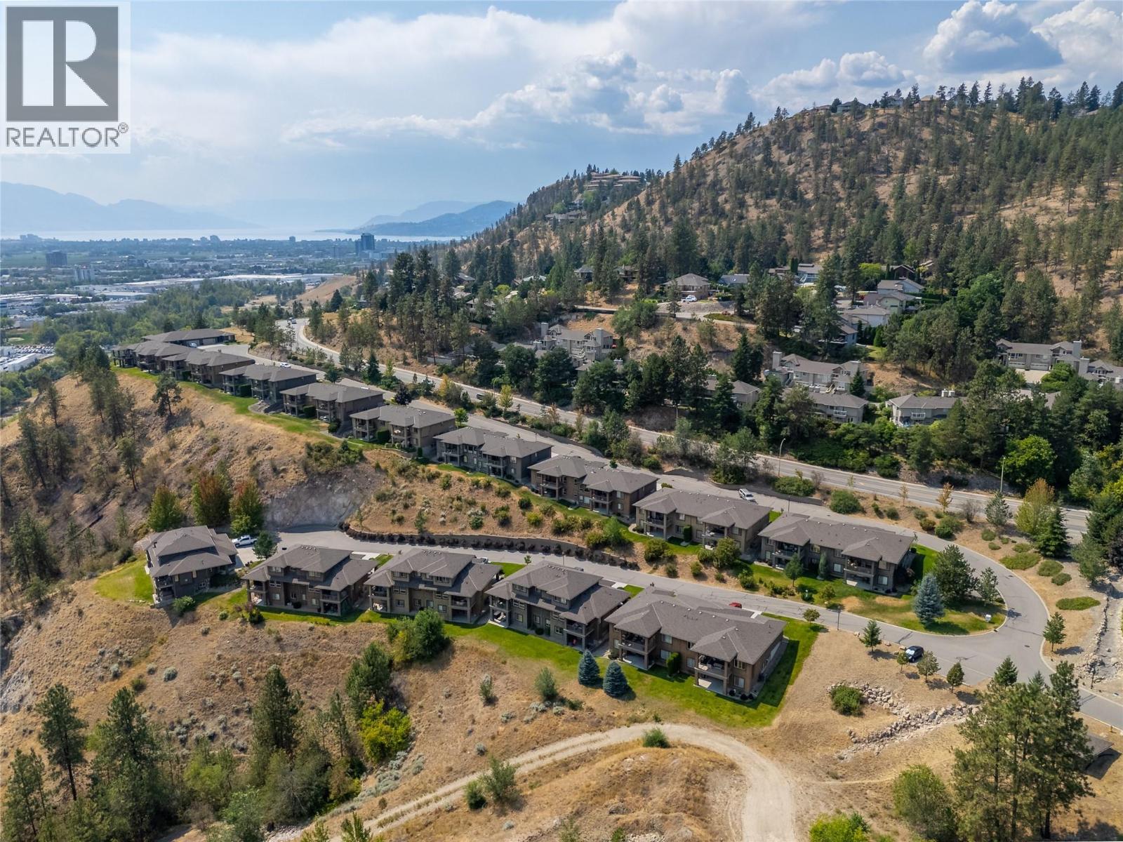 #2 2421 Glacier Court - 60