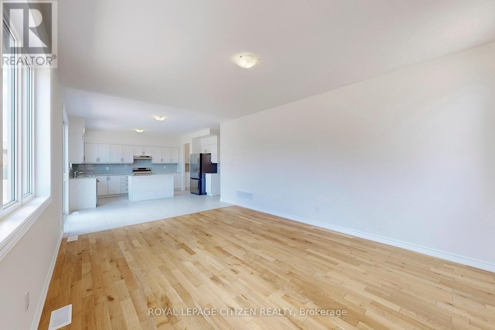 87 LAWRENCE D. PRIDHAM AVENUE - 10