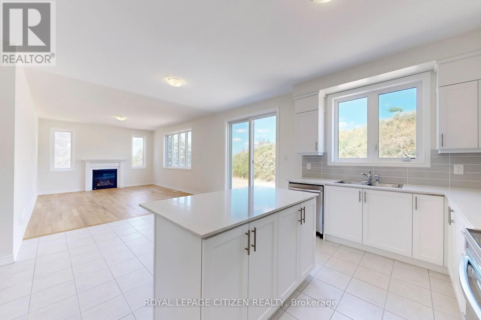 87 LAWRENCE D. PRIDHAM AVENUE - 16