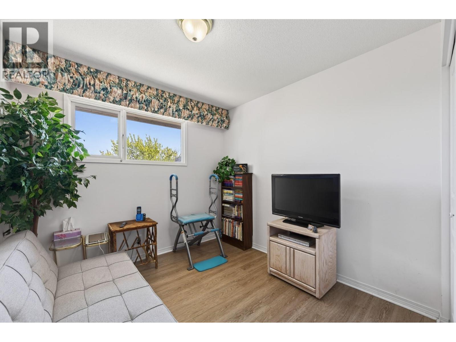 229 Greenstone Drive - Image 26