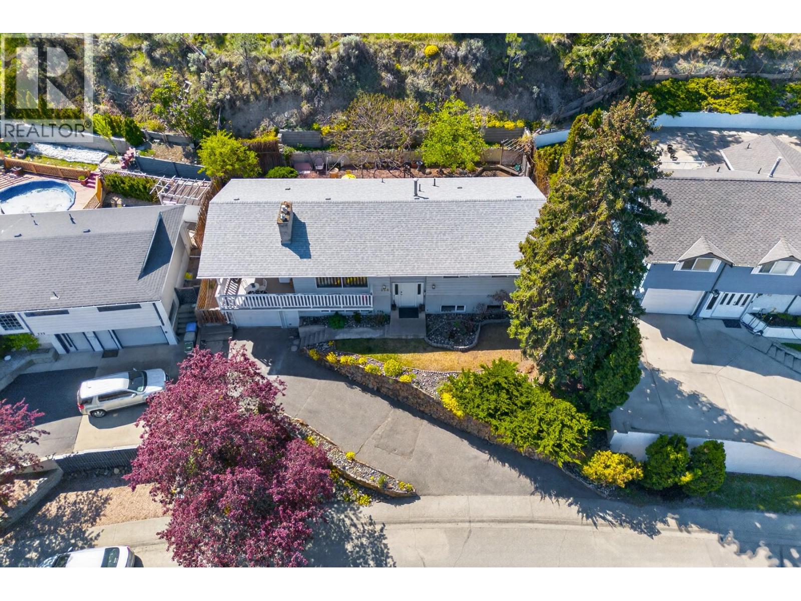 229 Greenstone Drive - Image 52