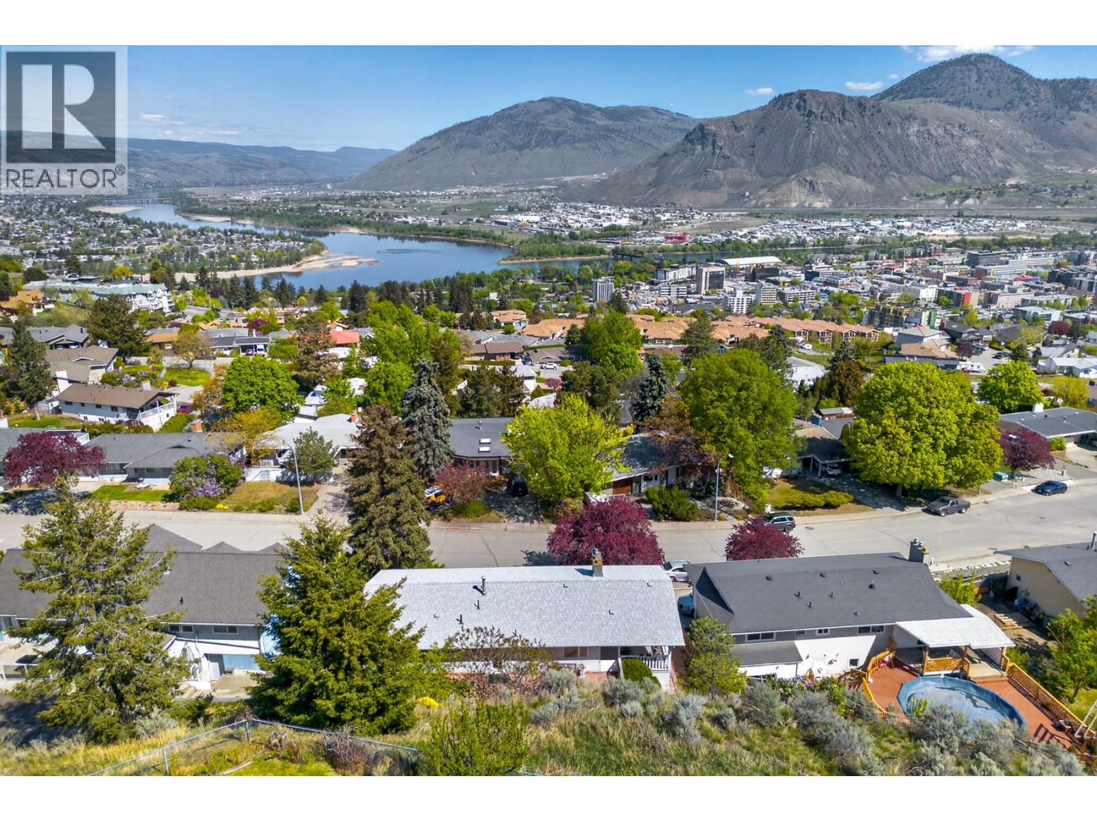 229 Greenstone Drive - Image 60