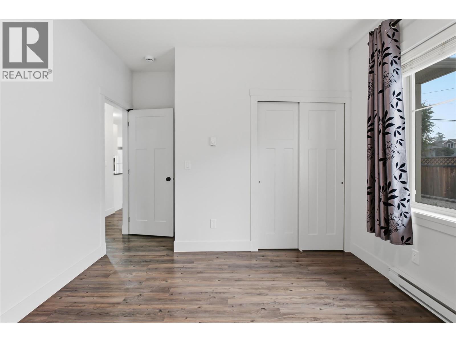 560 Christleton Avenue - 47