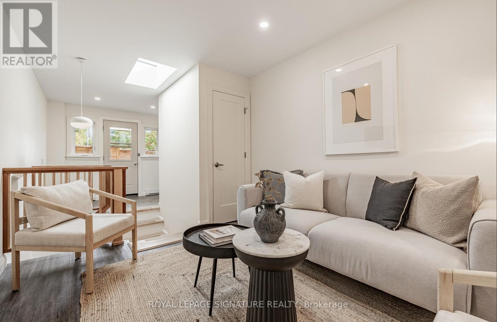 Photo of 54 Pasadena Gardens