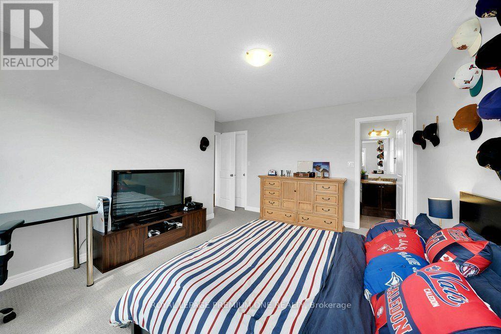 14 ATCHISON DRIVE - 26