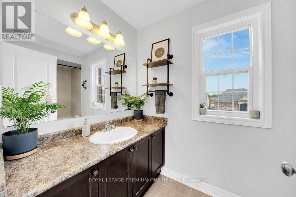 14 ATCHISON DRIVE - Image 31