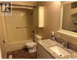 Laundry room - Maurer Acreage, Weyburn Rm No  67, SK S4H2J9 Photo 12