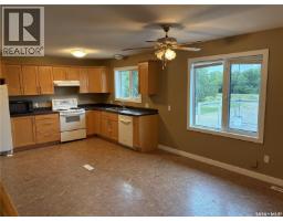 Bedroom - Maurer Acreage, Weyburn Rm No  67, SK S4H2J9 Photo 8