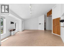 3pc Bathroom - 6210 53 Avenue, Camrose, AB T4V4H4 Photo 7