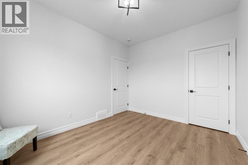5737 55 Avenue - Photo 22