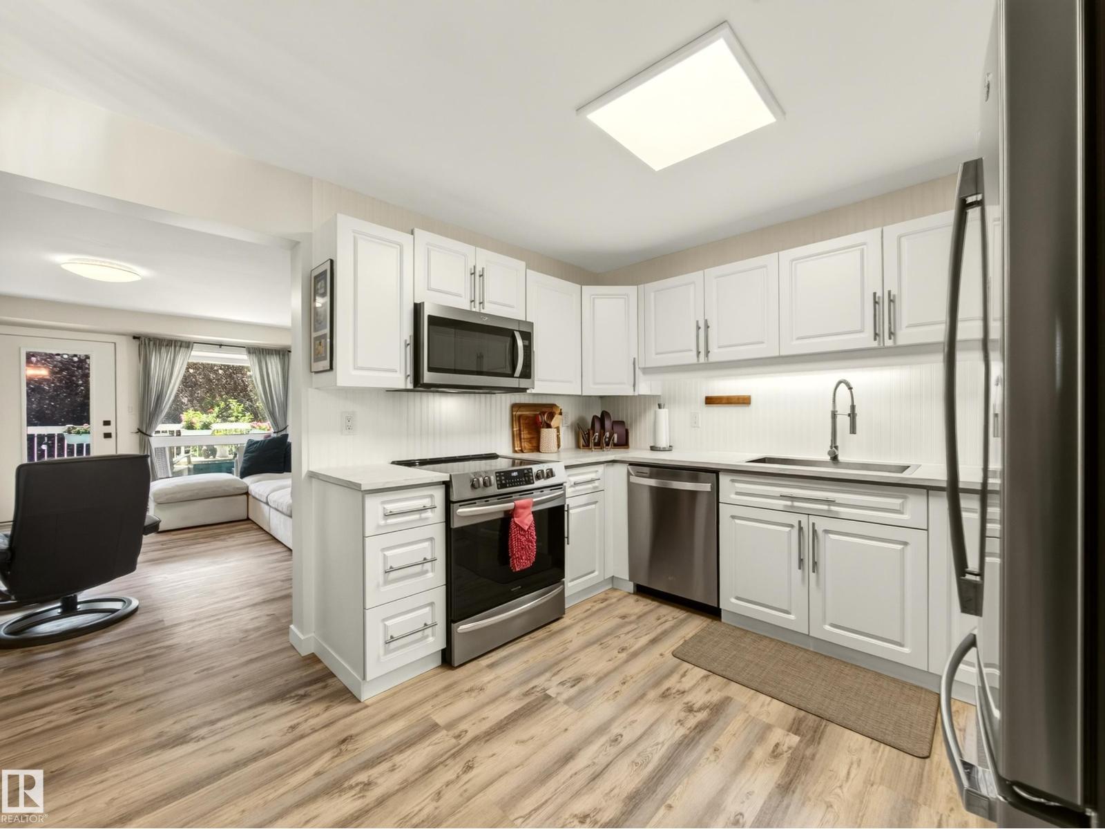 211 9003 106A Avenue NW - Photo 10