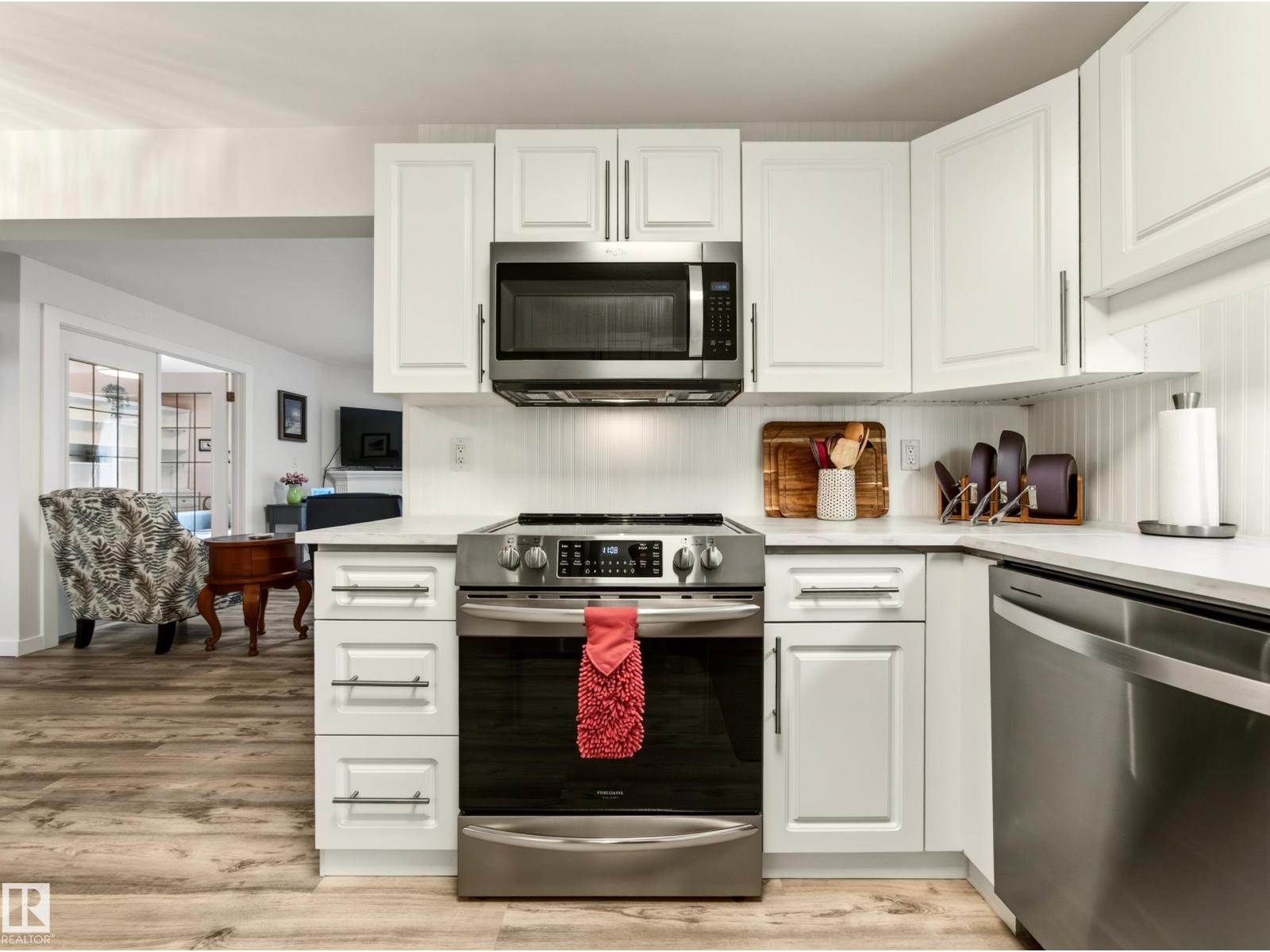 211 9003 106A Avenue NW - Photo 11