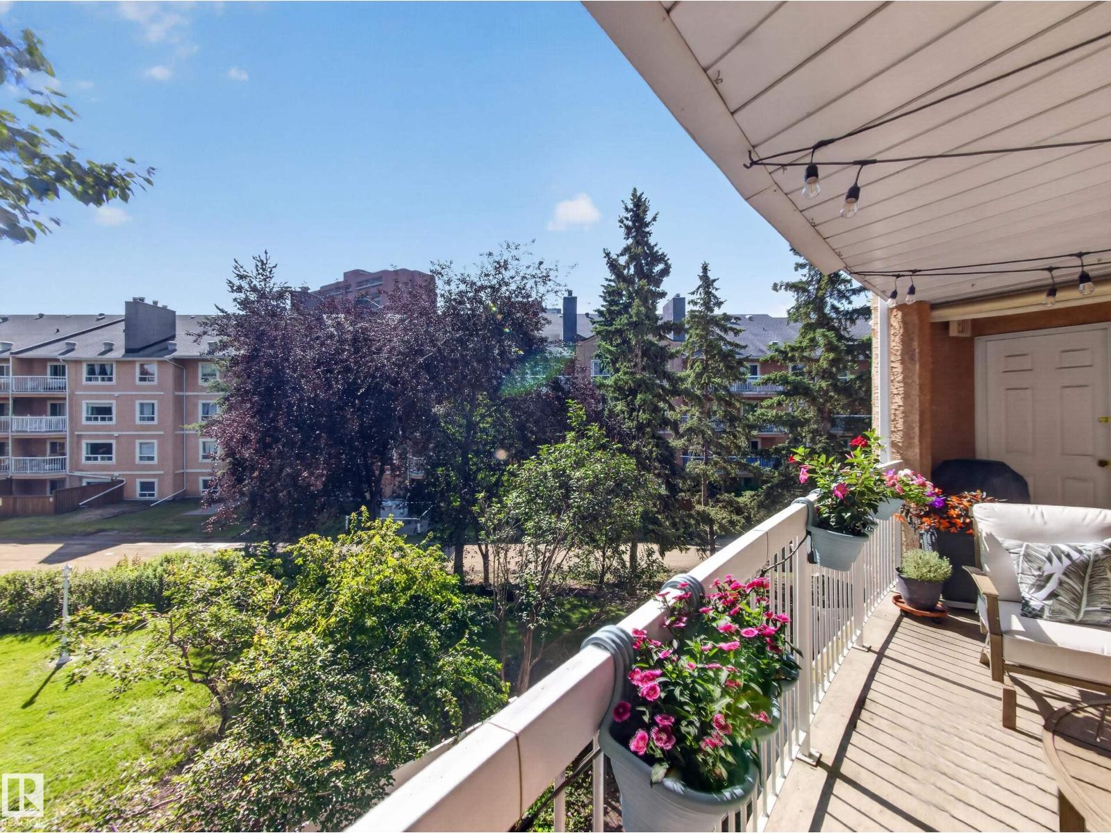 211 9003 106A Avenue NW - Photo 46