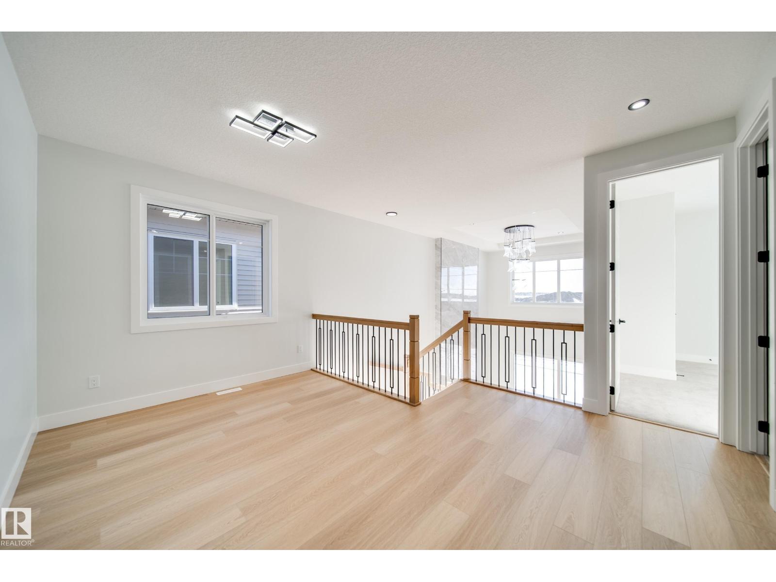 7027 177 Avenue NW - Photo 19