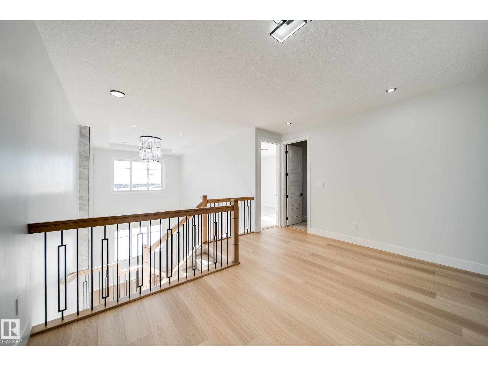 7027 177 Avenue NW - Photo 20