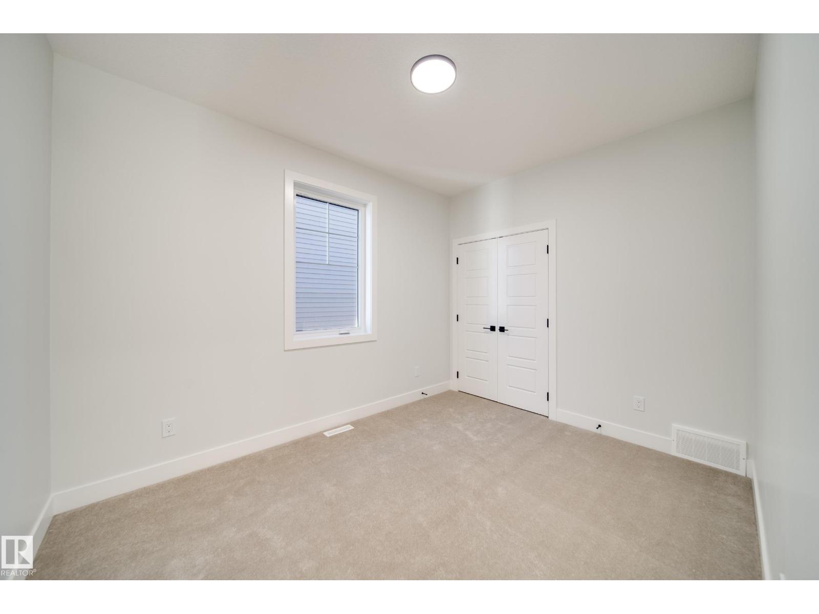 7027 177 AV NW - 31