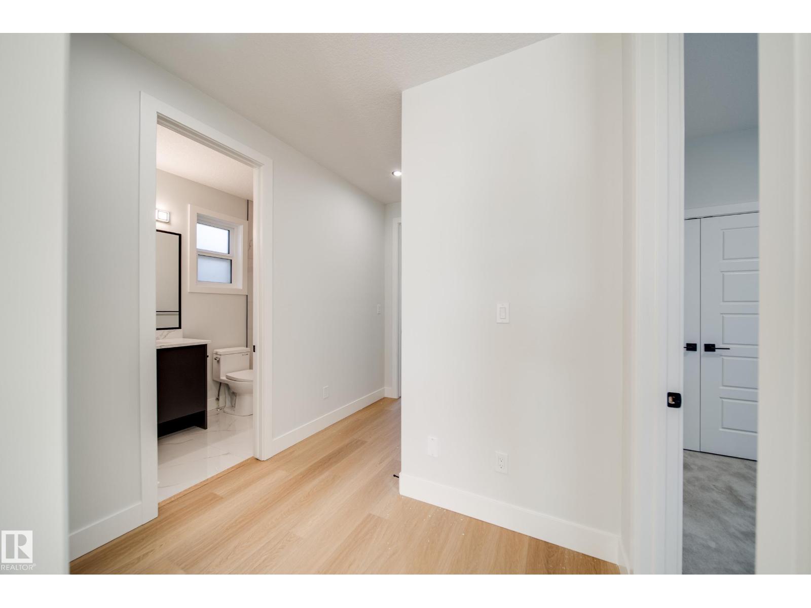 7027 177 Avenue NW - Photo 21
