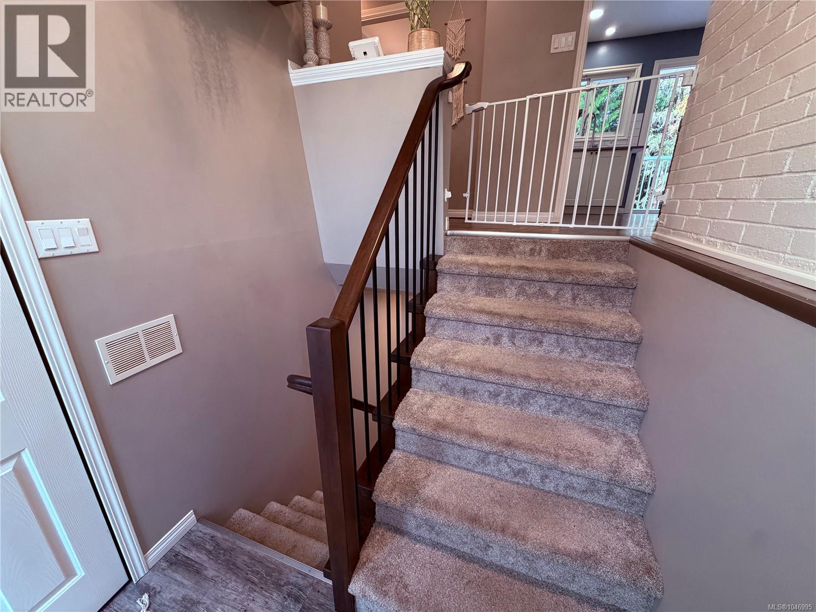 3374 Uplands Dr, Nanaimo