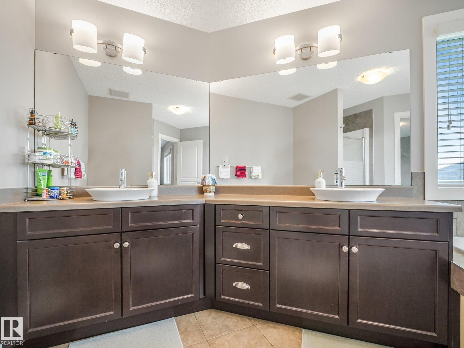 1478 37B Avenue NW - Photo 33