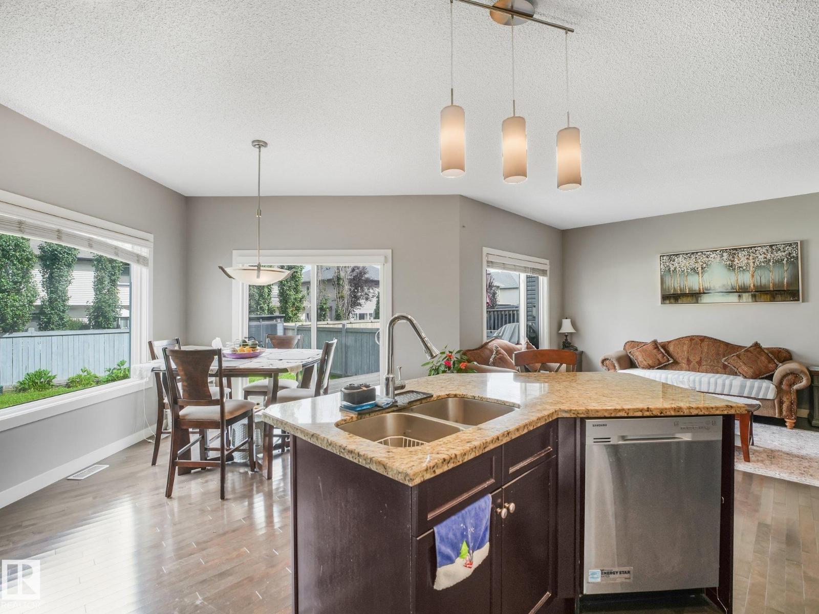 1478 37B Avenue NW - Photo 16