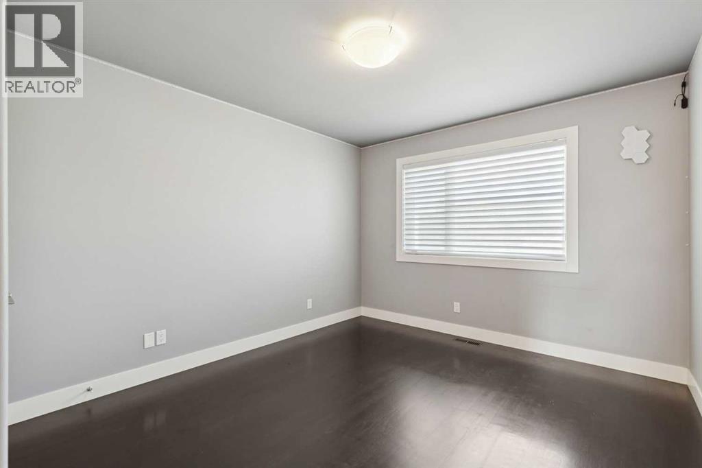 1711 27 Street Southwest - Photo 29
