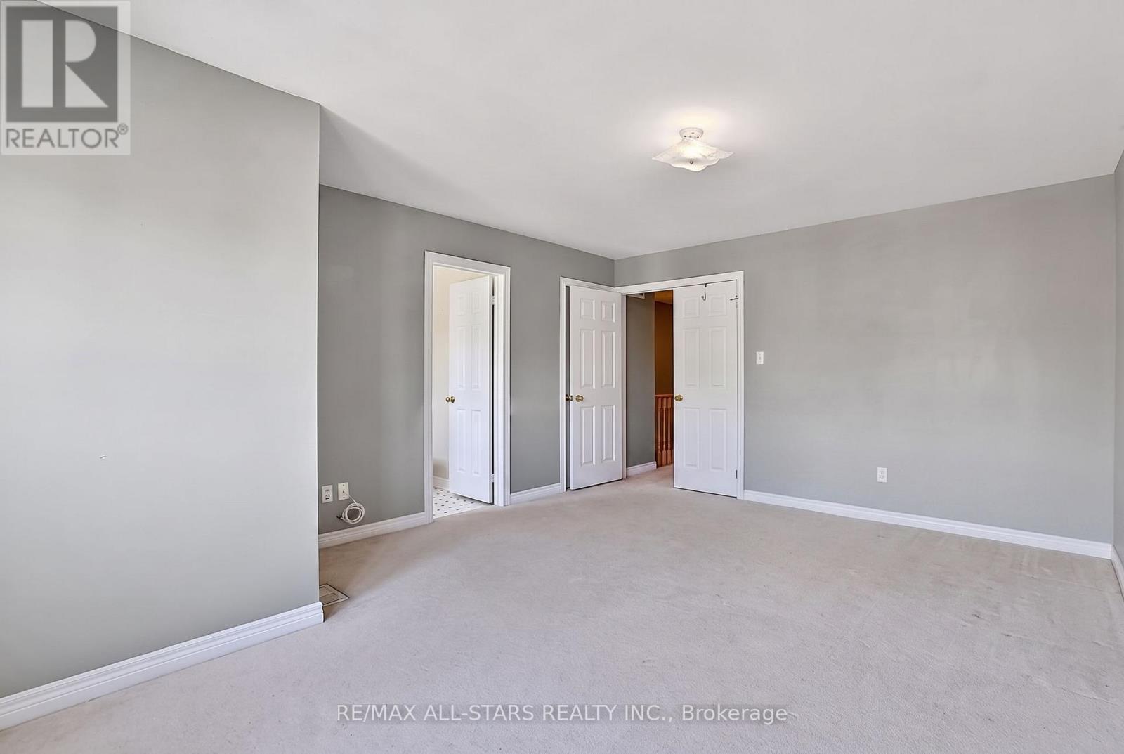 18 LANCASTER COURT - 19