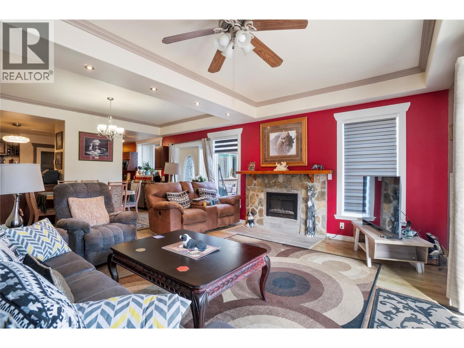 6327 Squilax-Anglemont Road - Image 7