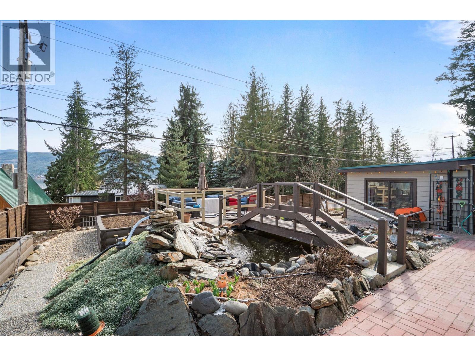 6327 Squilax-Anglemont Road - 51