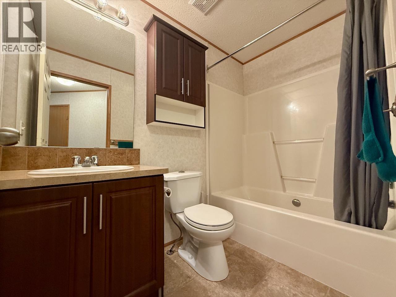 7926 85A AVENUE - 18
