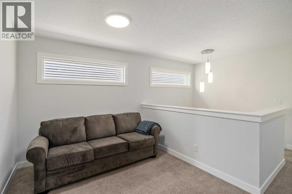 352 Chelsea Passage W - Image 14