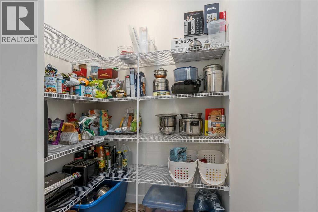 352 Chelsea Passage W - Image 10