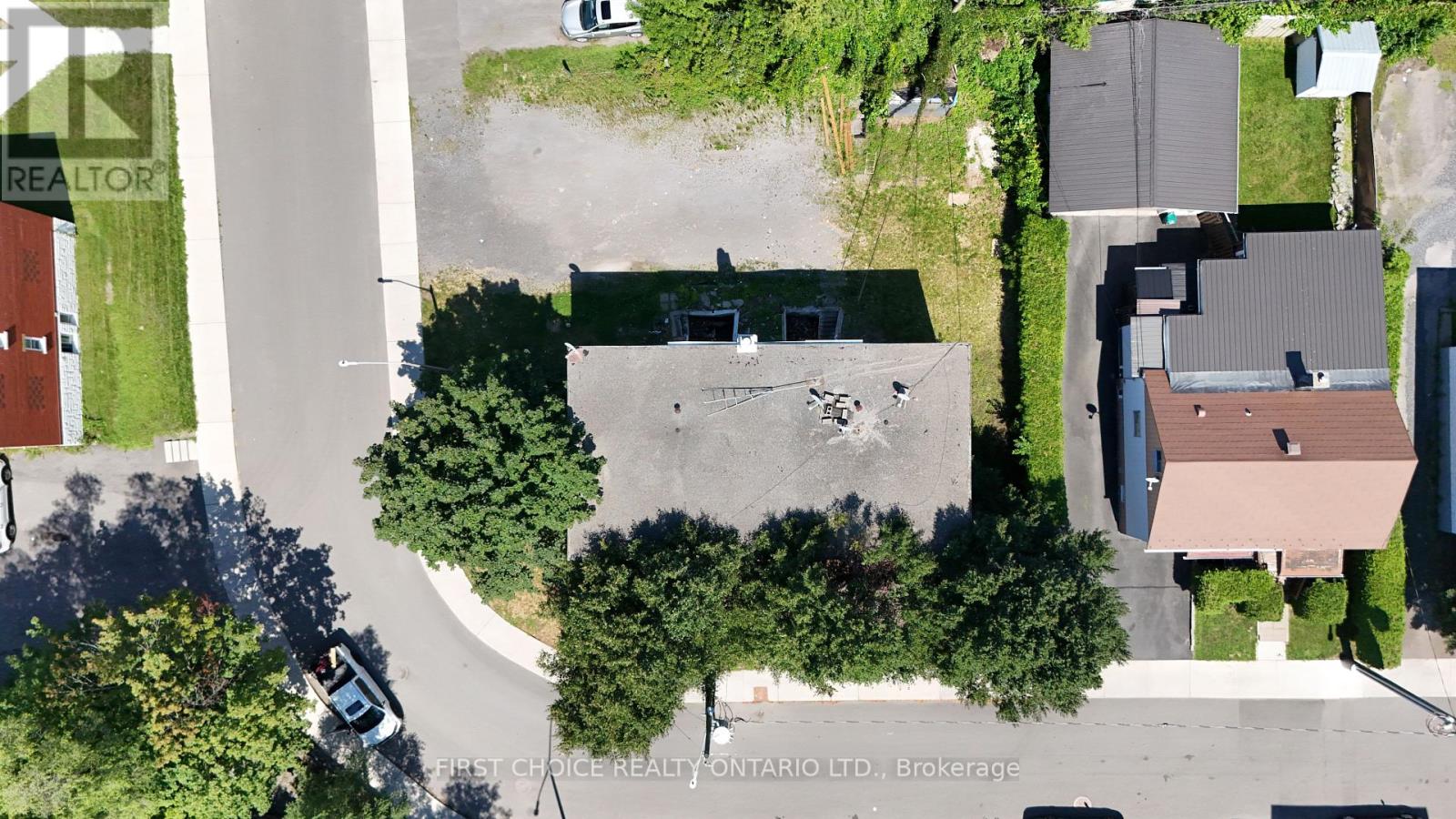 Land for Sale in Ottawa – 255 ST DENIS STREET, Ottawa – MLS# X13678450 - Image 11