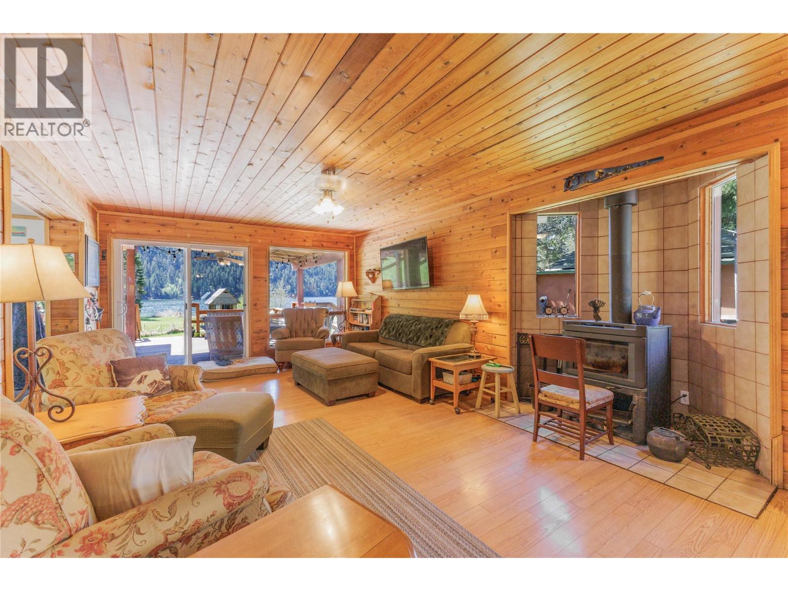 2572 Stoney Drive - Image 12