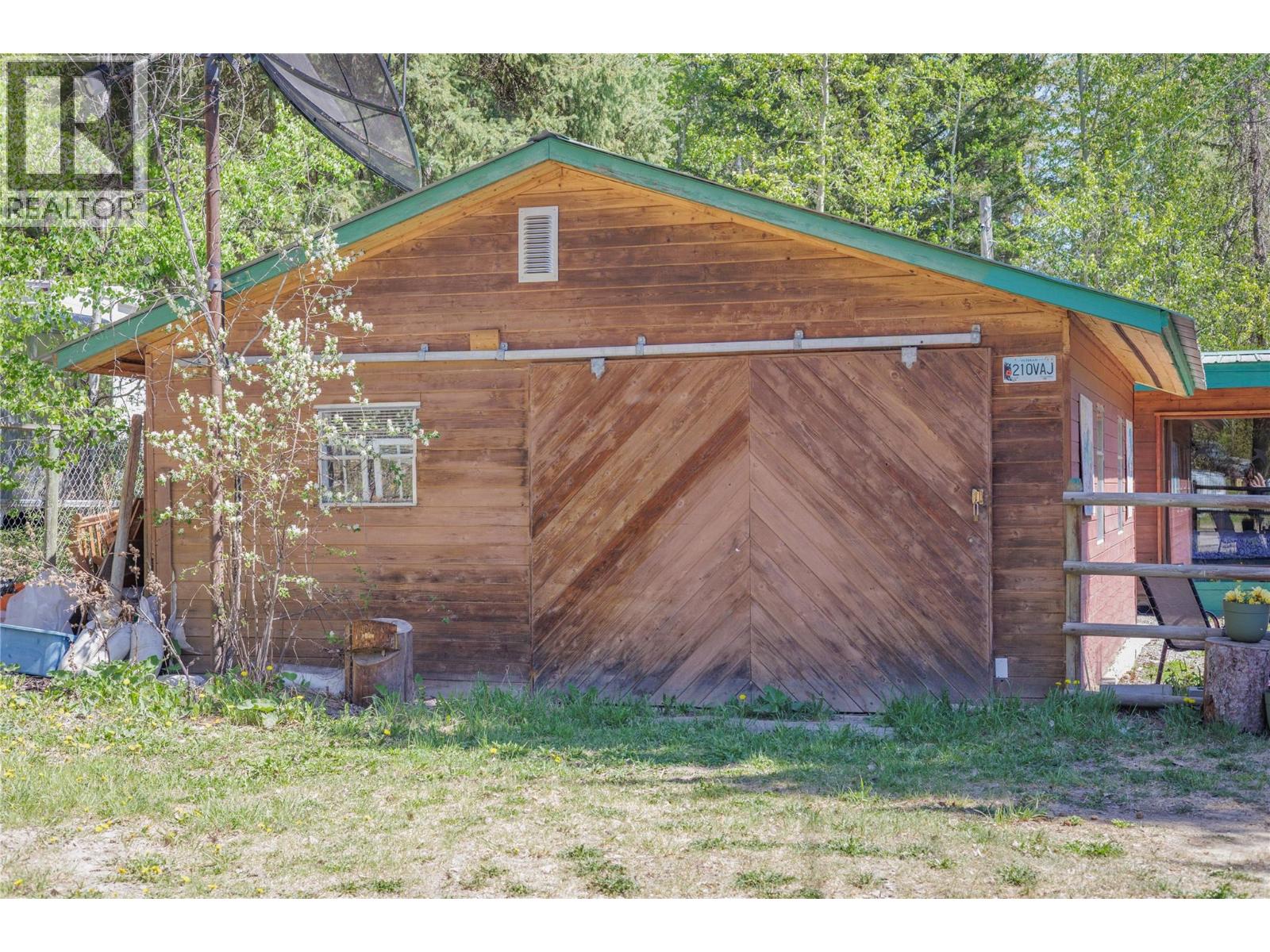 2572 Stoney Drive - Image 49