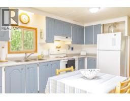 2572 Stoney Drive, Kamloops, BC V2H1P1 Photo 23