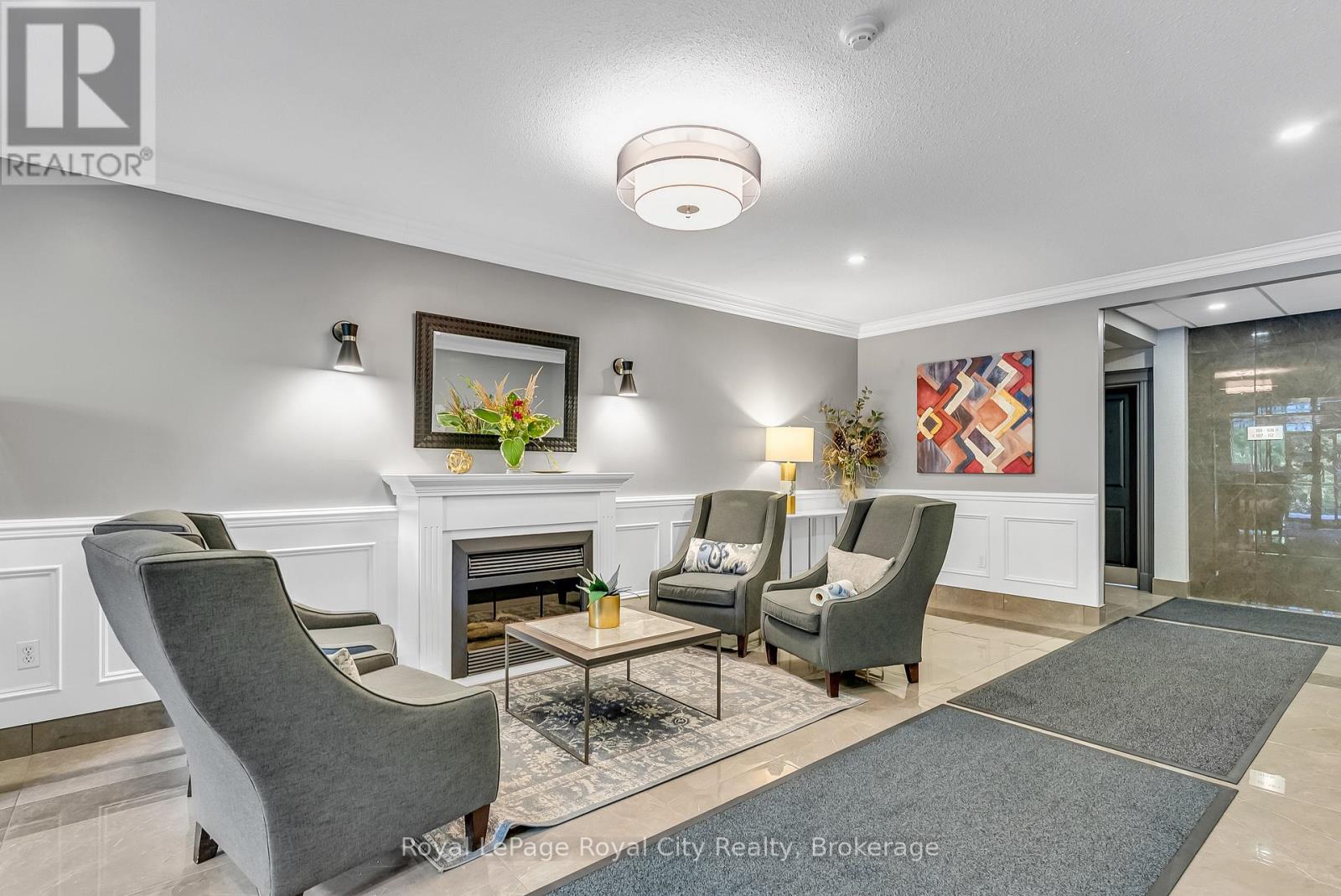 #301 60 WYNDHAM STREET S - Image 33