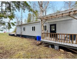 Bedroom 2 - 775 Bruce Road 13 Road, Native Leased Lands, ON N0H2L0 Photo 6