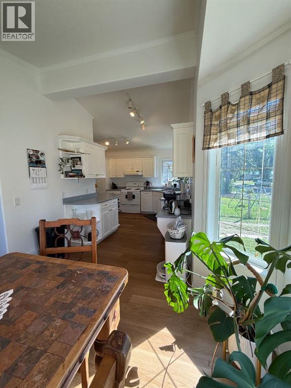 5025 45th Street - Photo 7