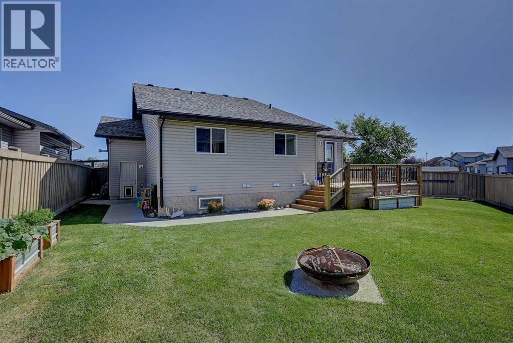 7102 90 Street - Photo 27