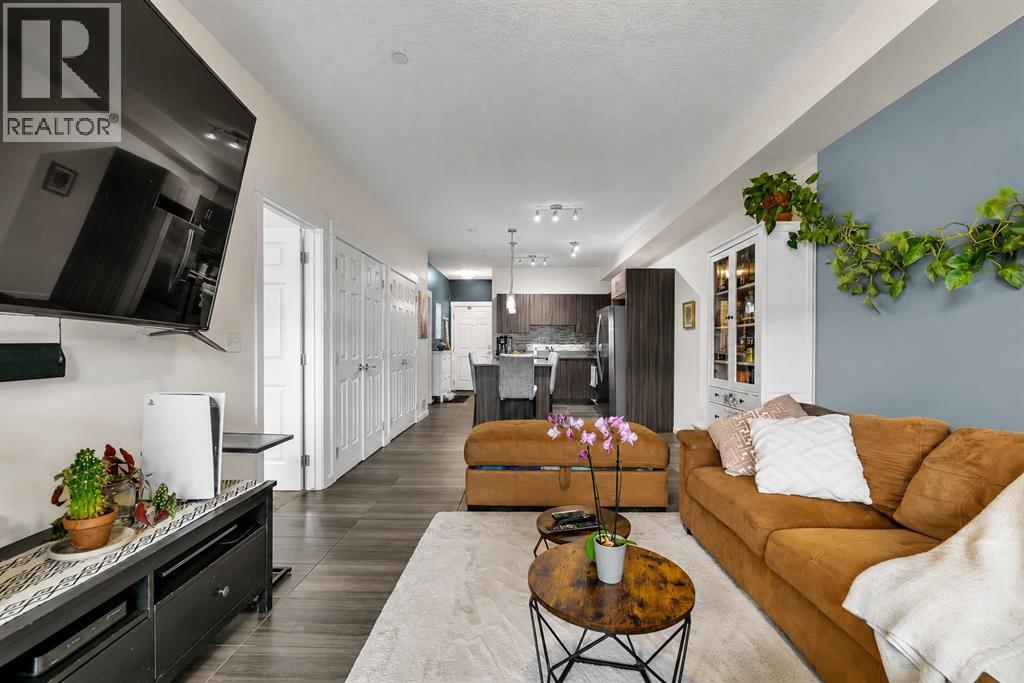 215 Legacy Boulevard Southeast - Photo 9