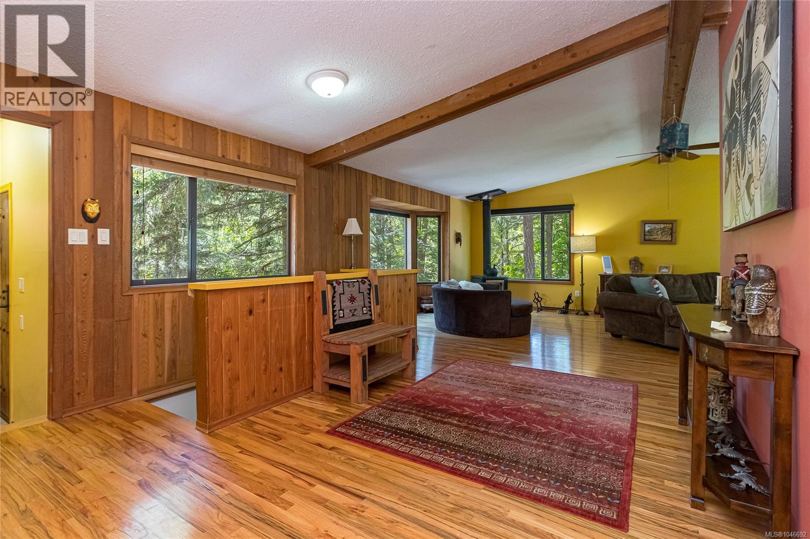 100 Viaduct Ave W - Image 8