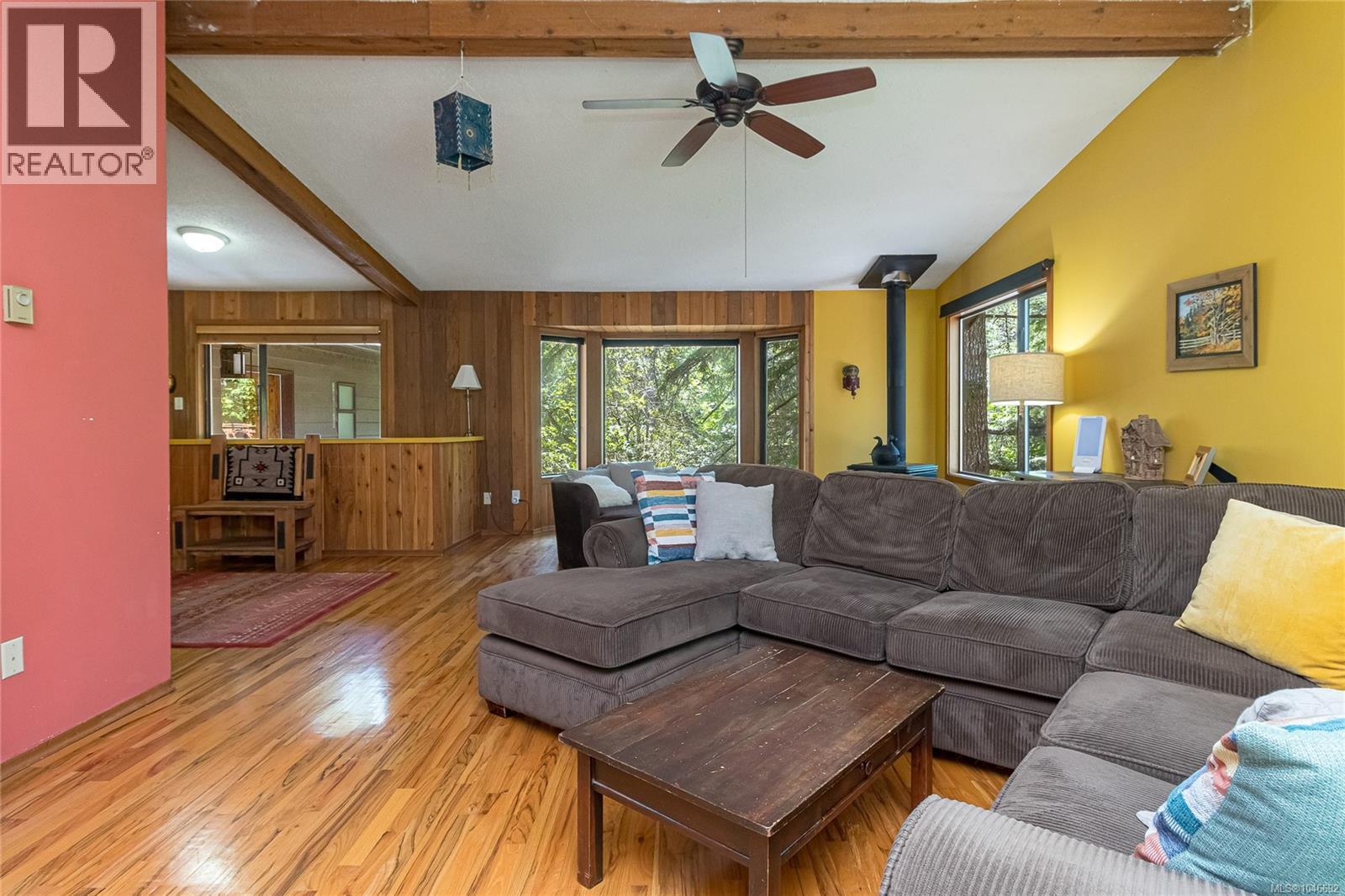 100 Viaduct Ave W - 11