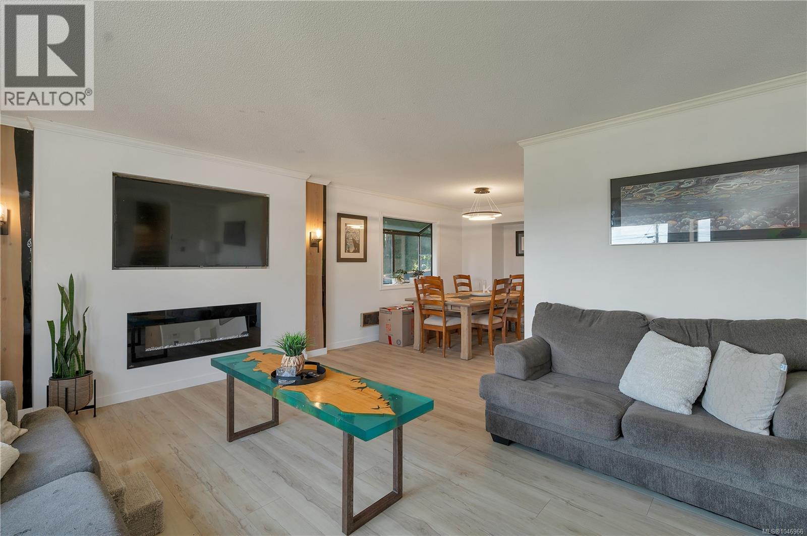 1728 Aspen Way - 2