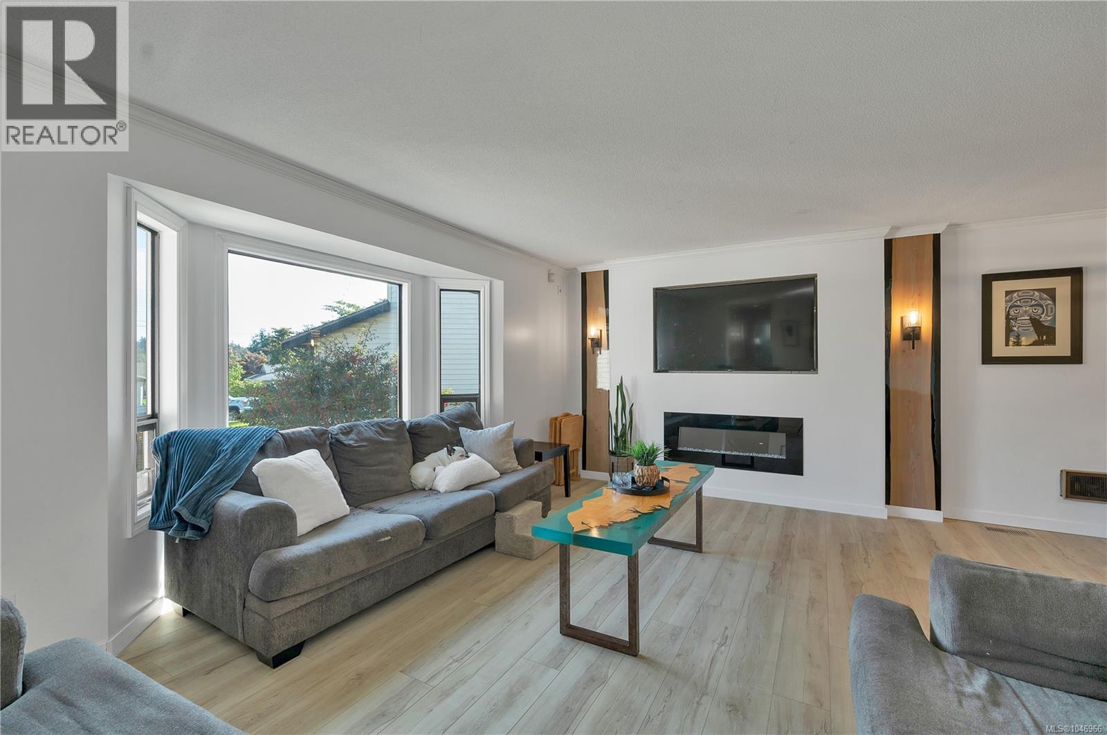 1728 Aspen Way - 4