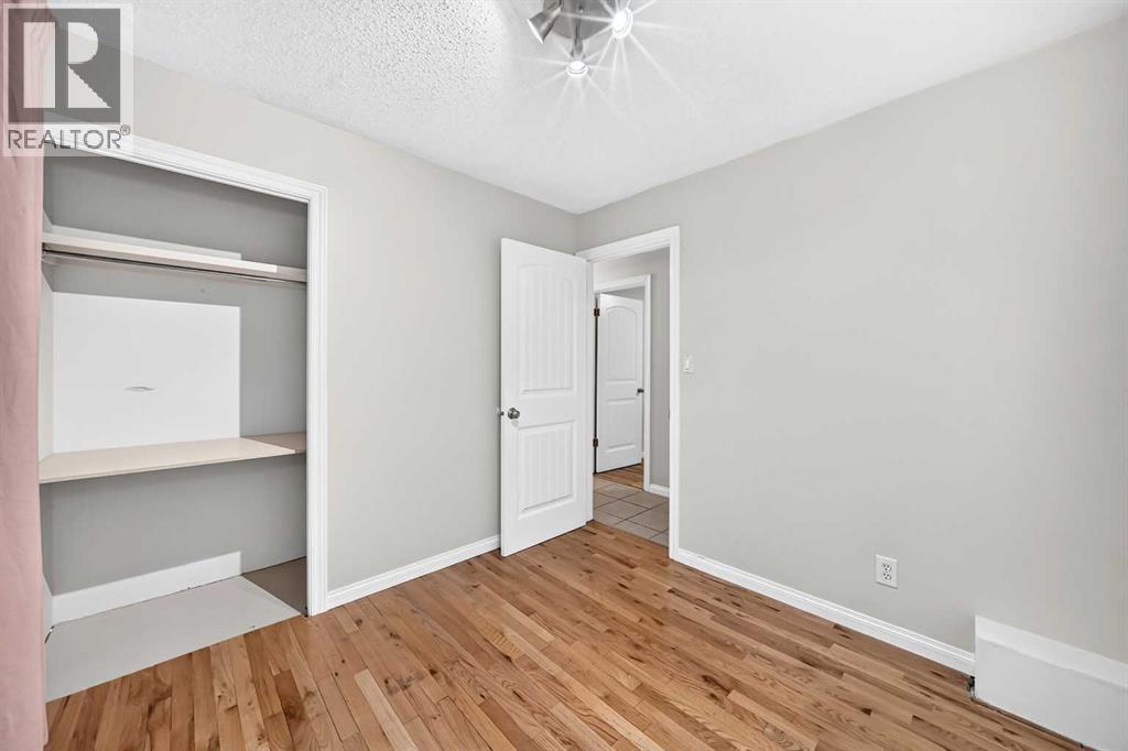 439 Queen Charlotte Drive SE - 21