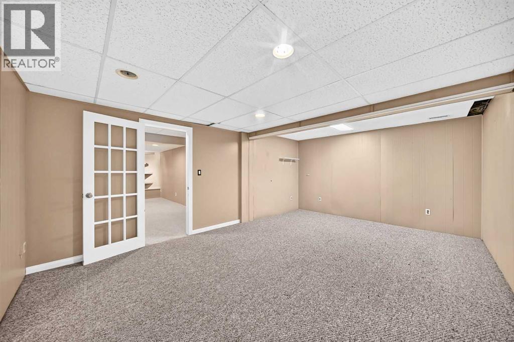 439 Queen Charlotte Drive SE - 29